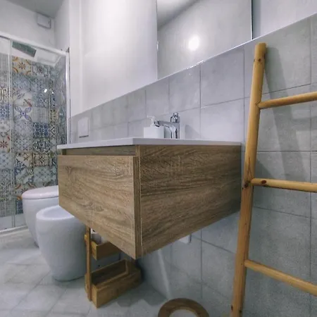 La Tomatica In Commedia