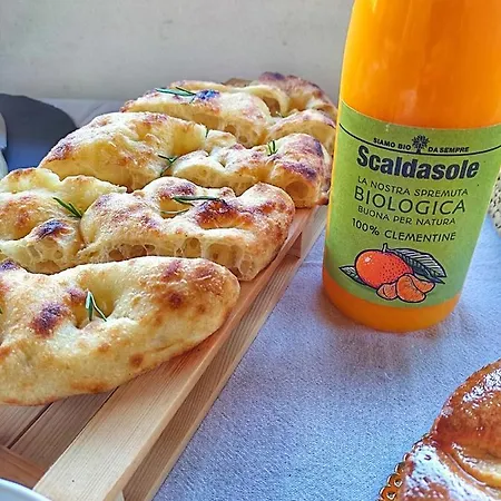 Lantgård La Tomatica In Commedia Mongardino